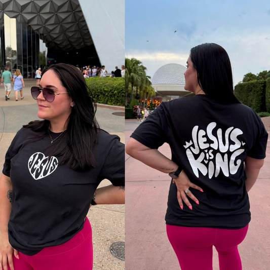 Jesus is King tee